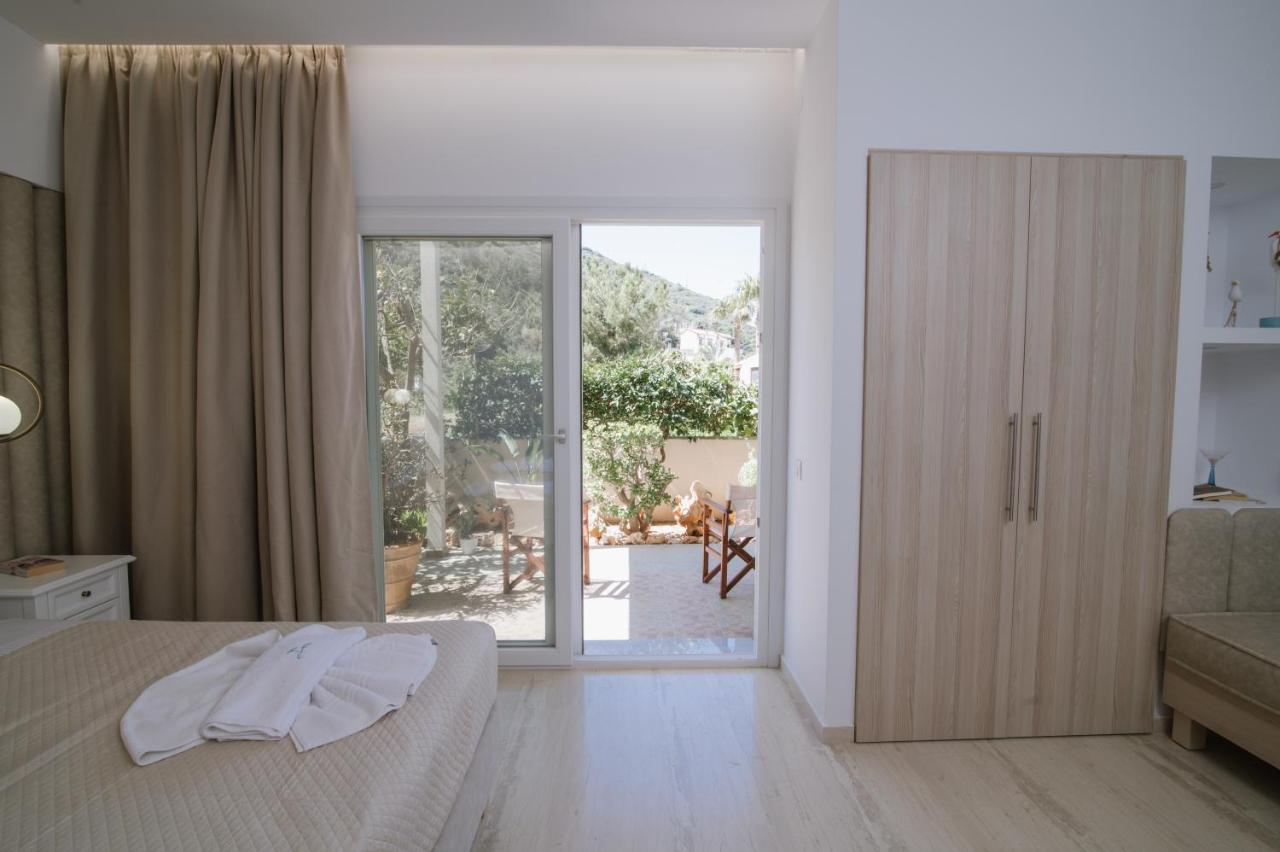 Dora Apartments Agia Pelagia  Extérieur photo